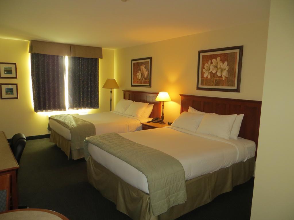 Hotel St-Bernard Saint-Bernard-de-Lacolle 部屋 写真