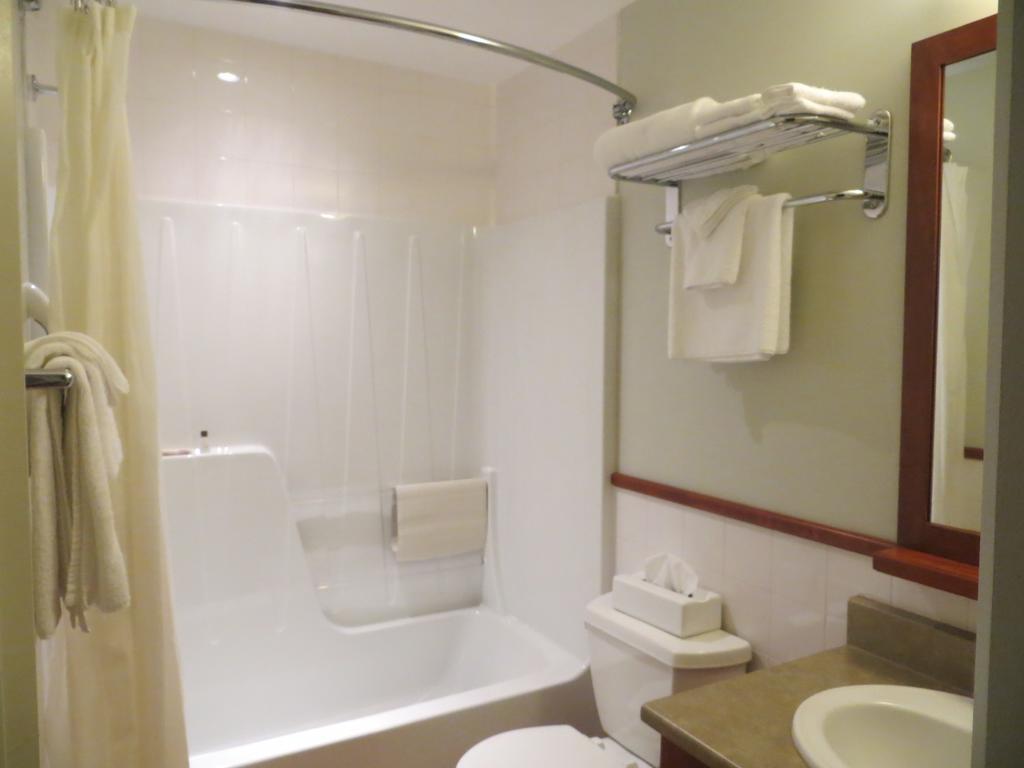 Hotel St-Bernard Saint-Bernard-de-Lacolle 部屋 写真